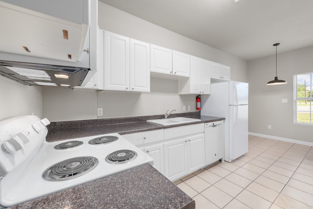 7522 Tejas Rd #7 - Photo 7 of 16