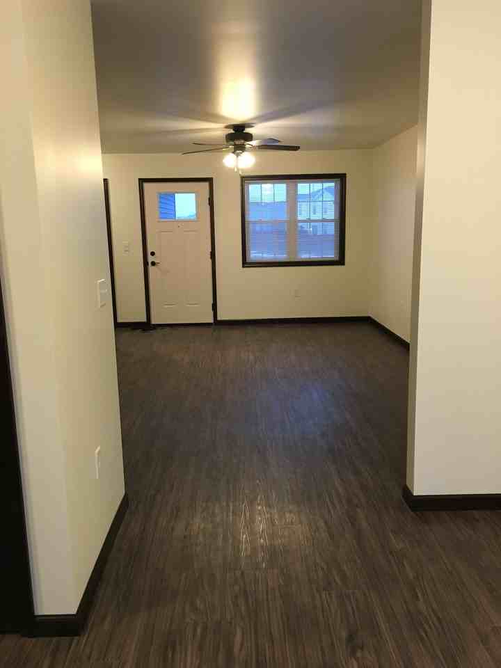 60 Alan John Dr - Photo 3 of 13
