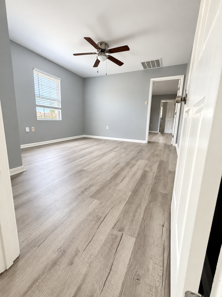 5130 Oak Dr - Photo 4 of 8