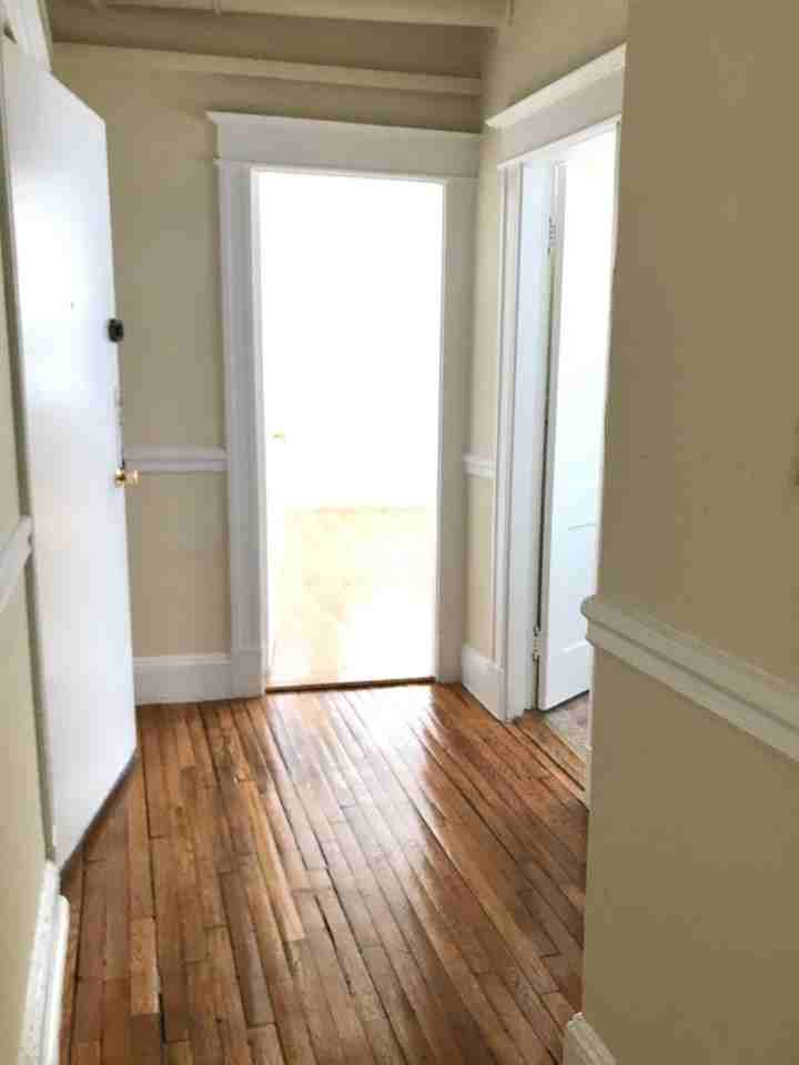 60 Woodstock Ave #2 - Photo 5 of 10
