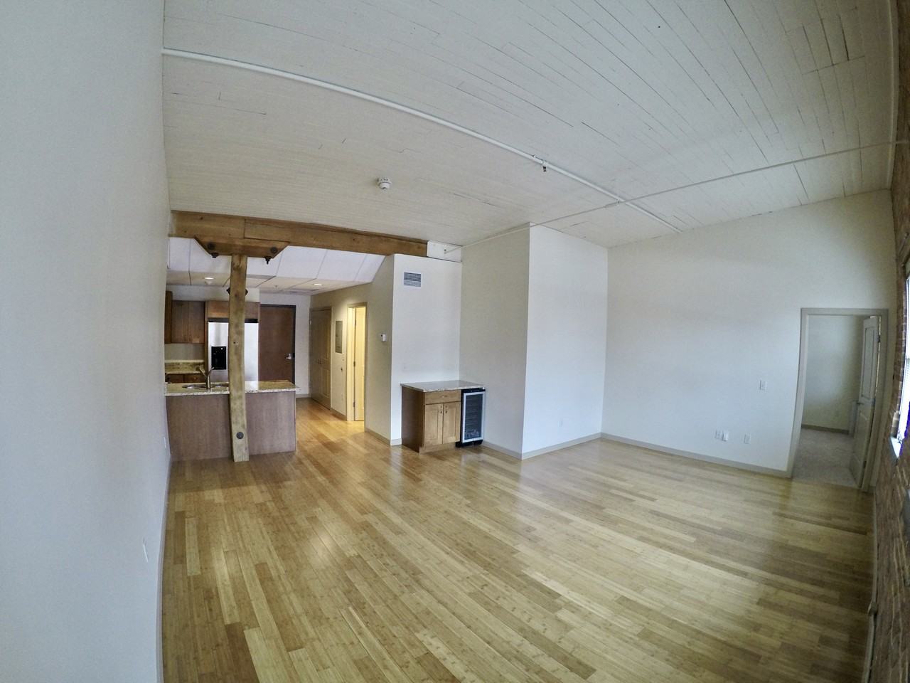 202 Walton St #402 - Photo 3 of 7