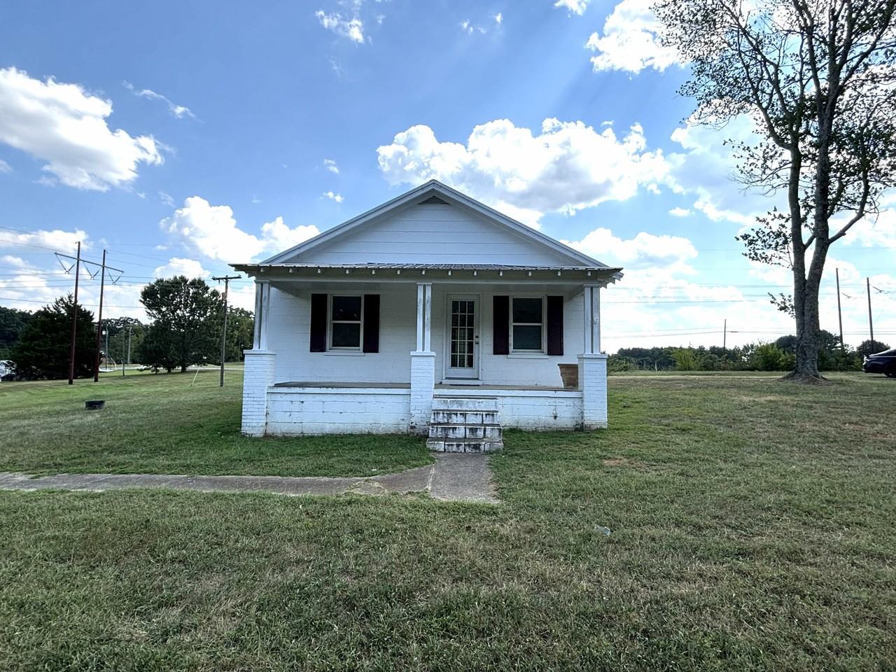 9962 Governor Harrison Pkwy - Photo 2 of 15