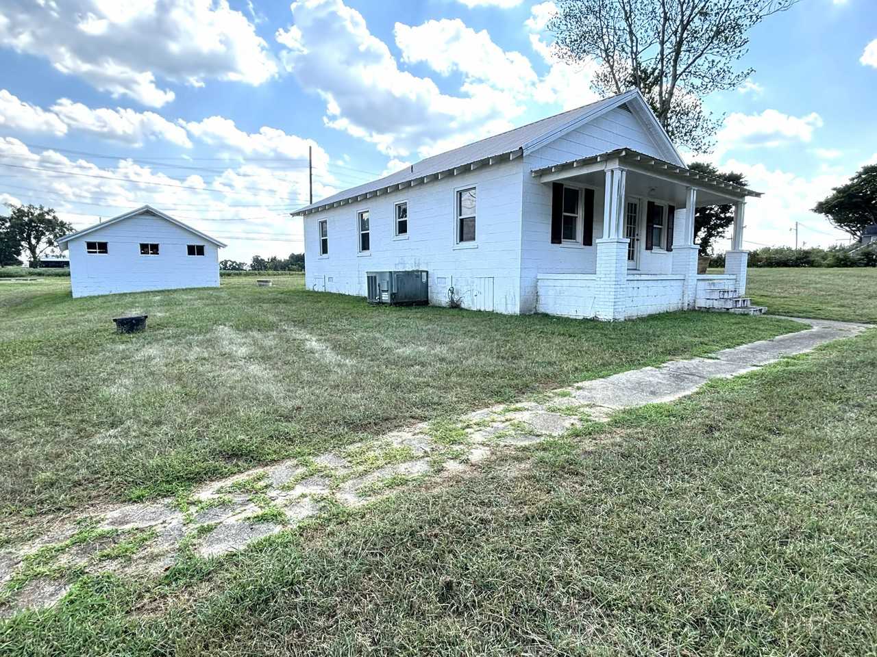 9962 Governor Harrison Pkwy - Photo 3 of 15