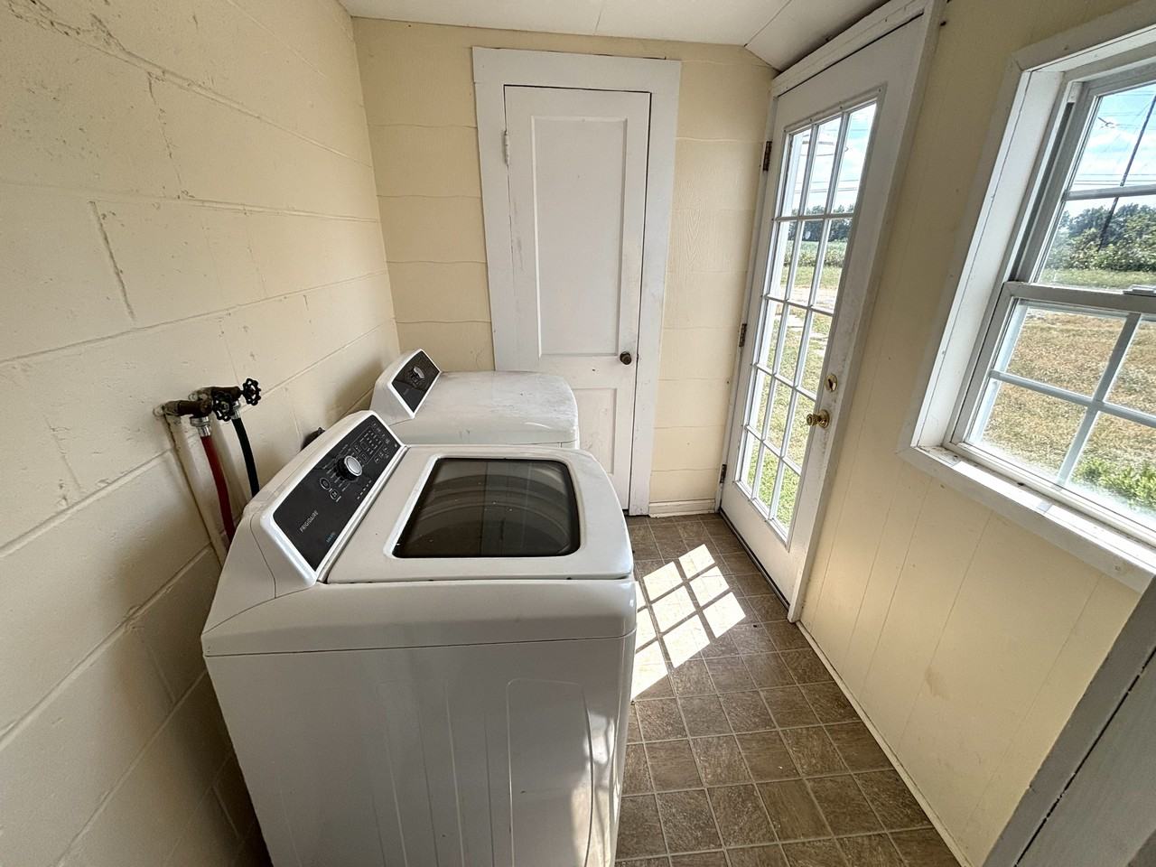 9962 Governor Harrison Pkwy - Photo 4 of 15