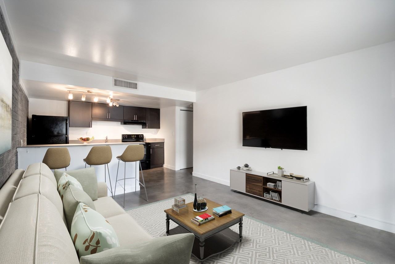 123 E Broadway Rd #2 - Photo 4 of 23