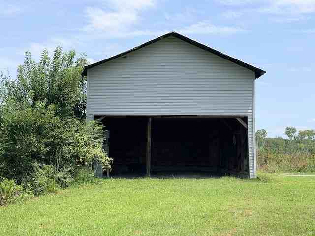456 Homestead Pl - Photo 7 of 36