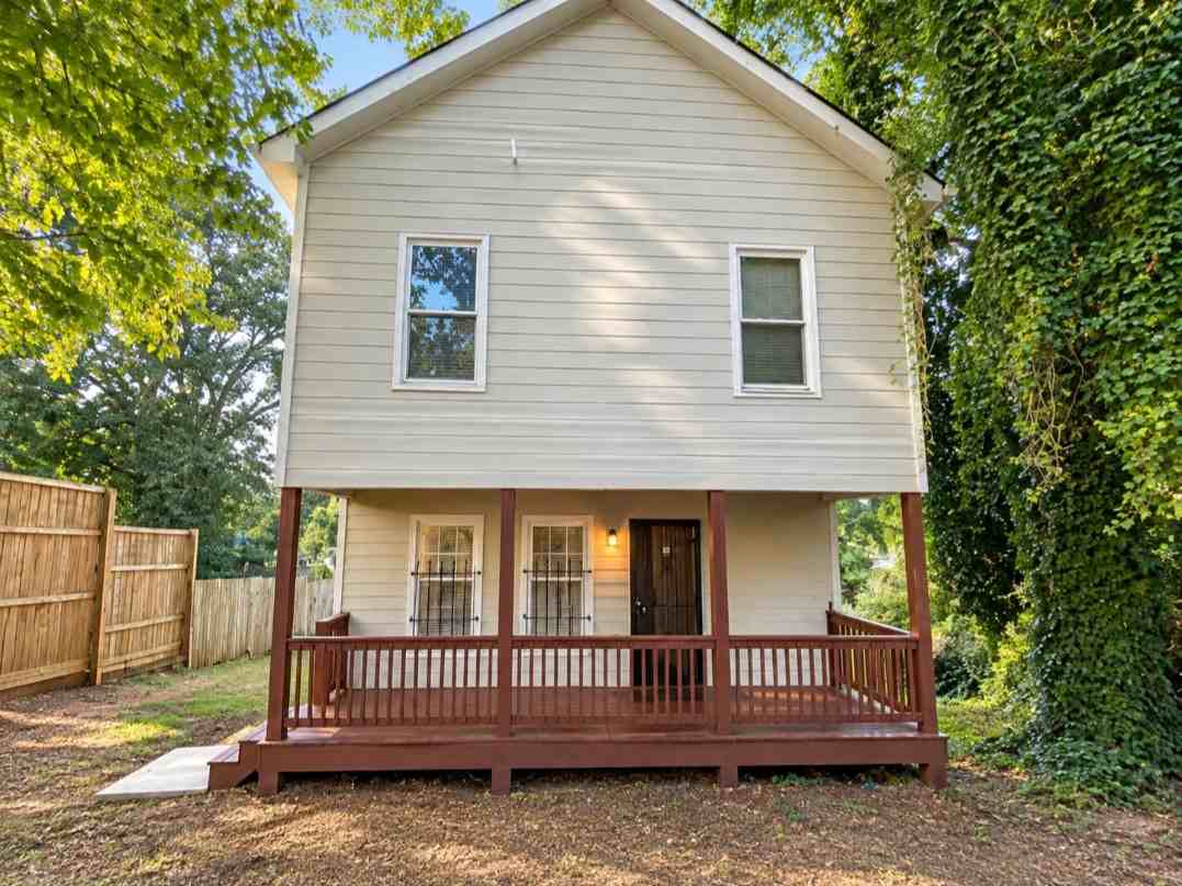 1886 E Farris Ave - Photo 3 of 13