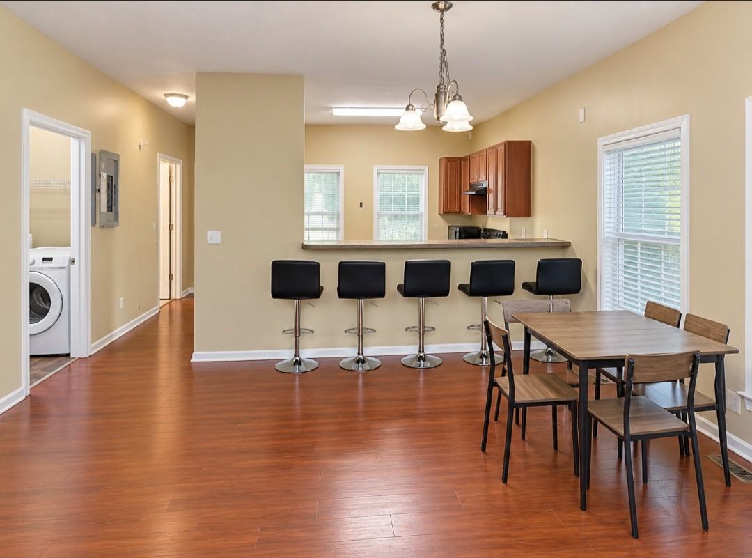 1886 E Farris Ave - Photo 5 of 13