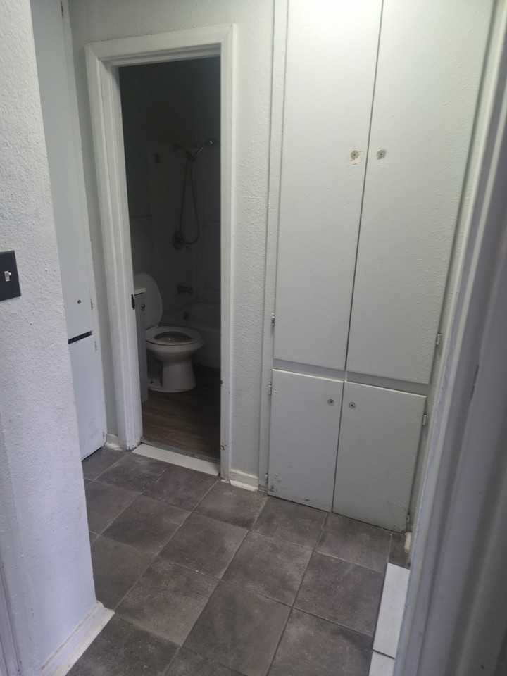 1509 Sycamore St #B - Photo 7 of 16