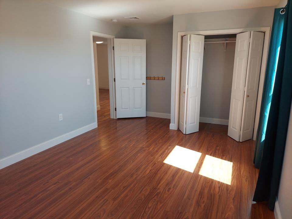 4576 1/2 Hill Rd - Photo 7 of 8