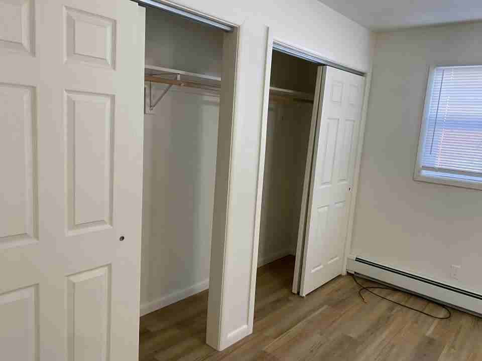 2513 7th Ave N - Photo 6 of 8