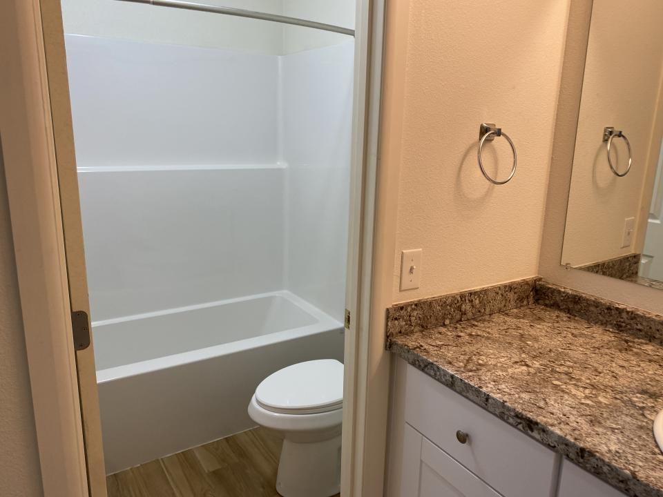 2513 7th Ave N - Photo 7 of 8