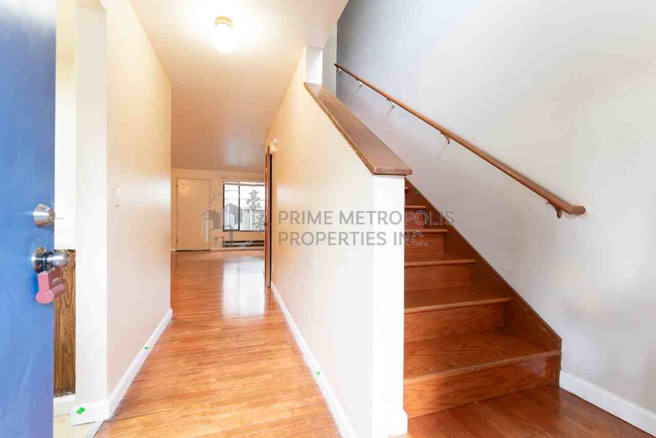 8606 23rd Ave Ne #1 - Photo 7 of 19