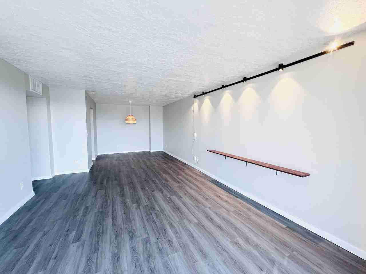 710 Eastsouth, 8H #8H - Photo 4 of 23