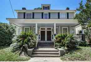 featured image of 315 E 38th St #1