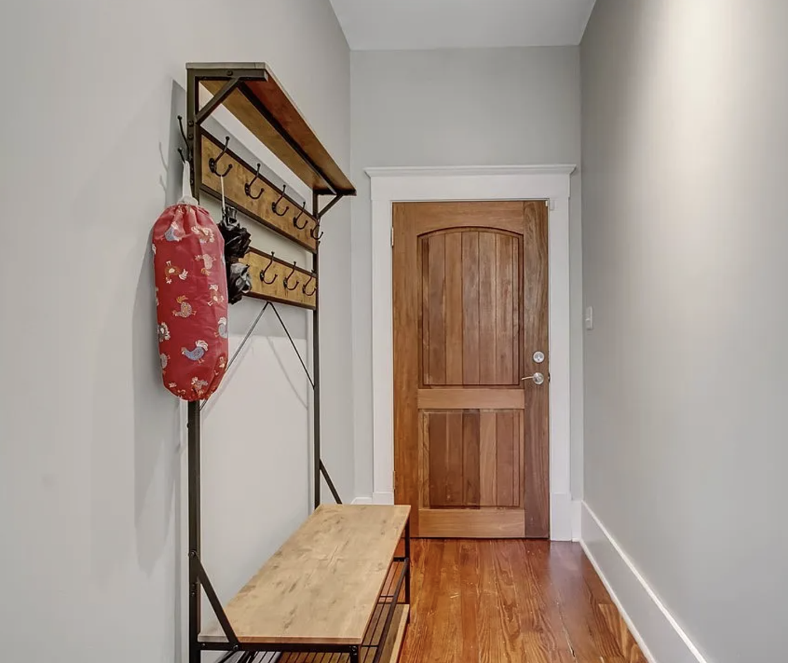 315 E 38th St #1 - Photo 5 of 28
