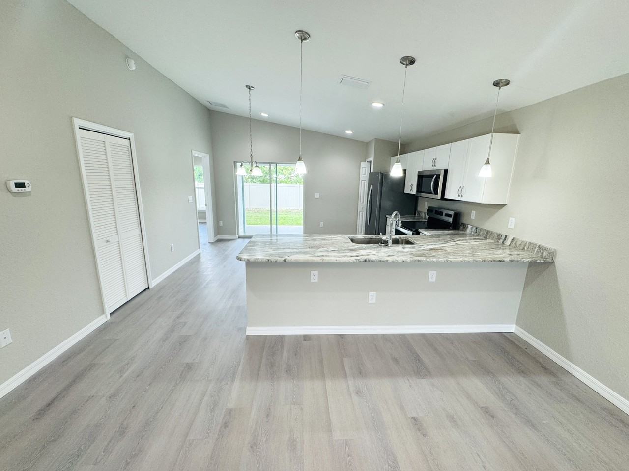 6574 Southeast 108Th Lane Claims@Realtymiamigroup.Com - Photo 6 of 13
