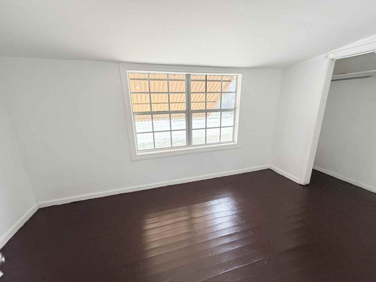 4343 Pinewood Ave #4343 - Photo 5 of 9