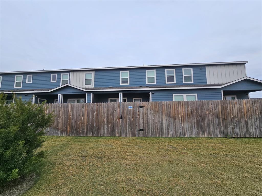 164 Texas Agate Dr #4 - Photo 2 of 14