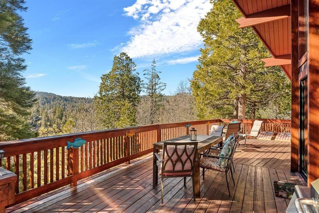 683 Grass Valley Rd - Photo 2 of 27