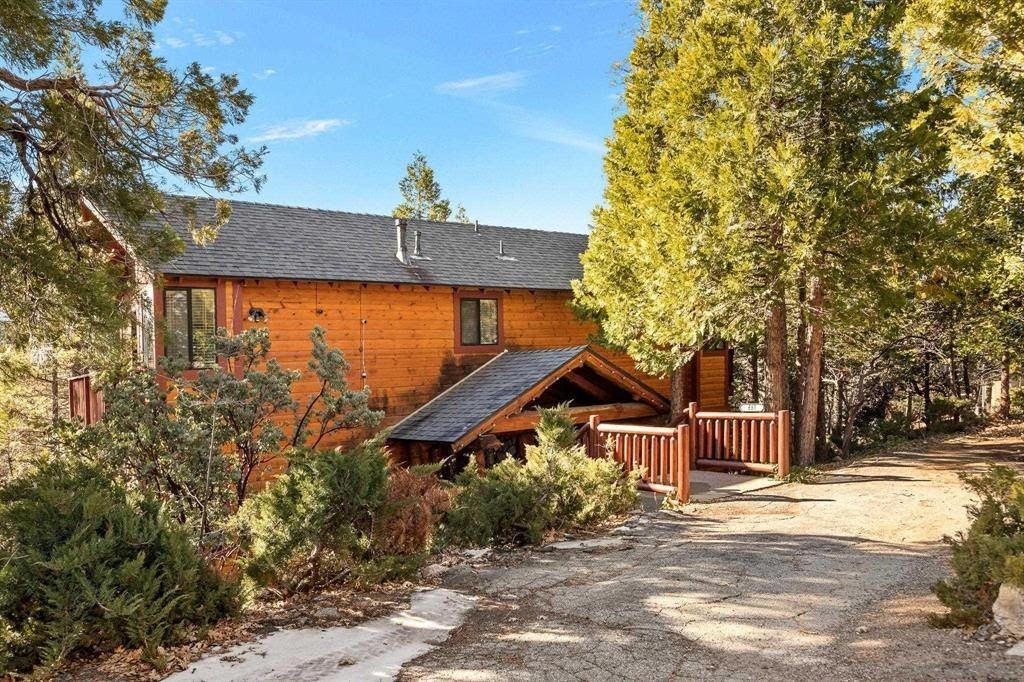 683 Grass Valley Rd - Photo 3 of 27