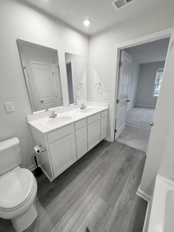 400 El Camino Dr - Photo 3 of 31