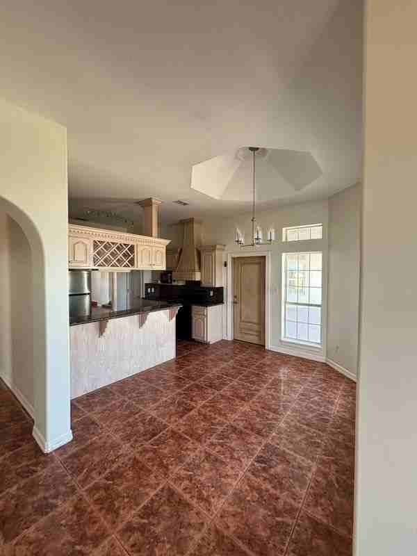420 W Palm Dr - Photo 2 of 4