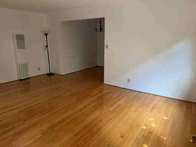 3705 Westwood Blvd ##6 - Photo 3 of 11
