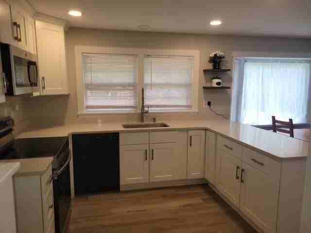 9 Reservoir Rd - Photo 3 of 10