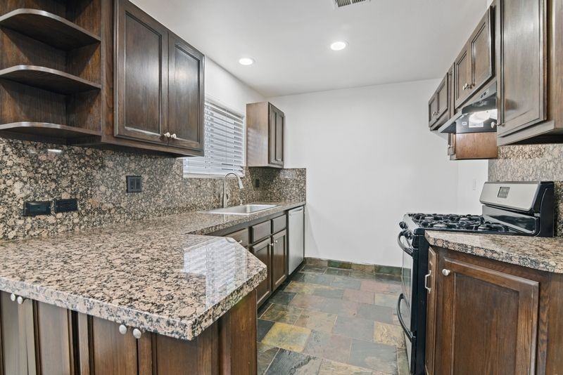 3952 W 178th St ##B - Photo 2 of 10