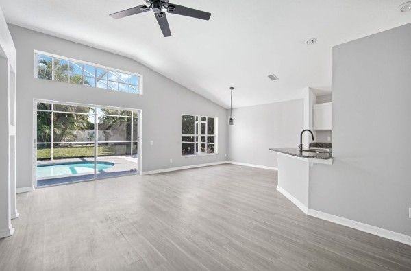 5513 Terrain De Golf Dr - Photo 2 of 3
