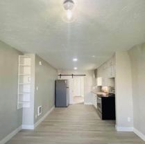 329 N Hayes Ave - Photo 1 of 1