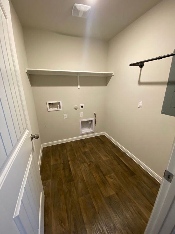 14304 Boquist Dr - Photo 3 of 29