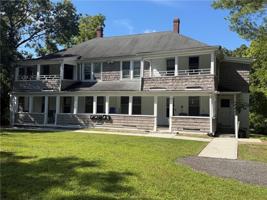 featured image of 274 Waterman Ave ##4