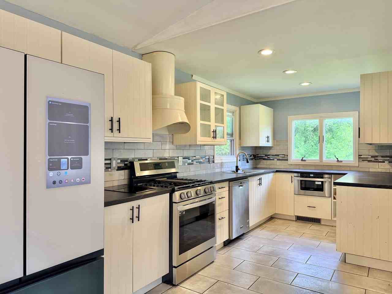 135 Pembroke Rd Sw - Photo 5 of 16