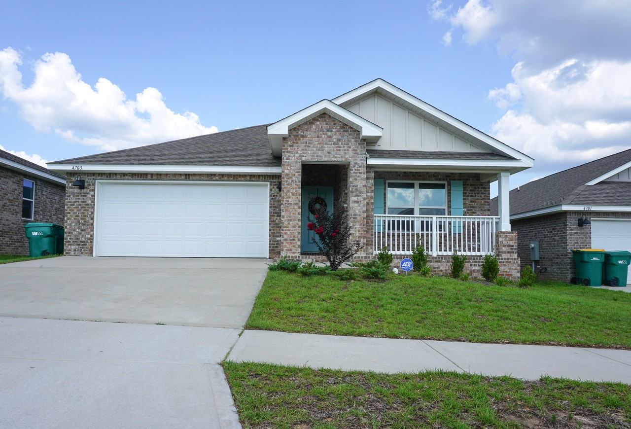 4703 Airmen Dr