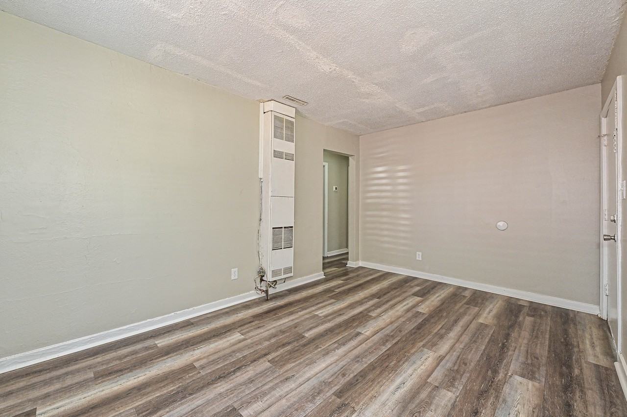 1900 Lasalle St #1 - Photo 5 of 18
