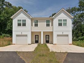 1725 E Cloaninger Ave #B - Photo 1 of 1