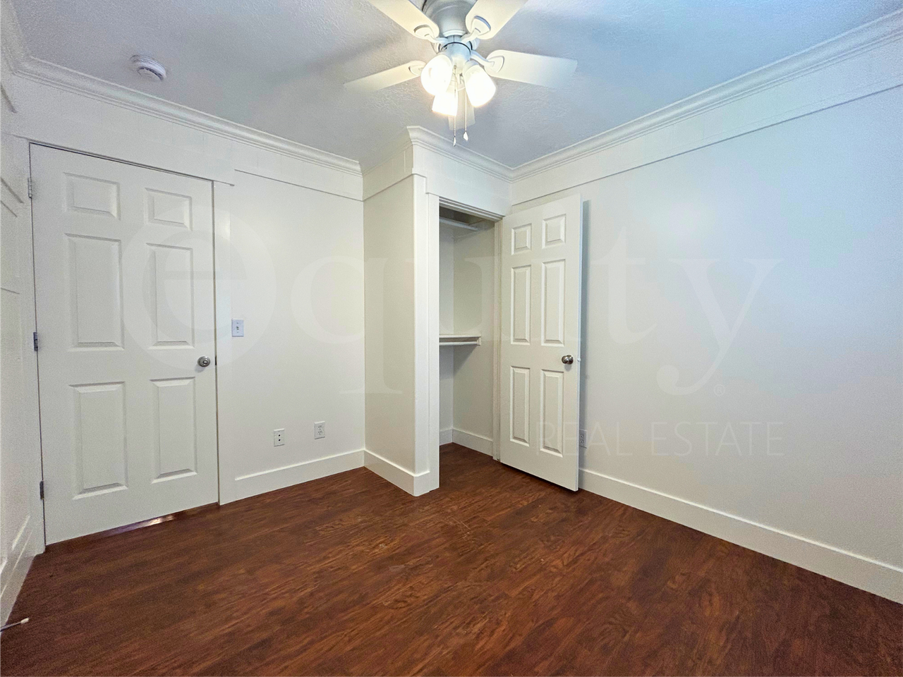 8045 N Plum Creek Dr #4 - Photo 6 of 33