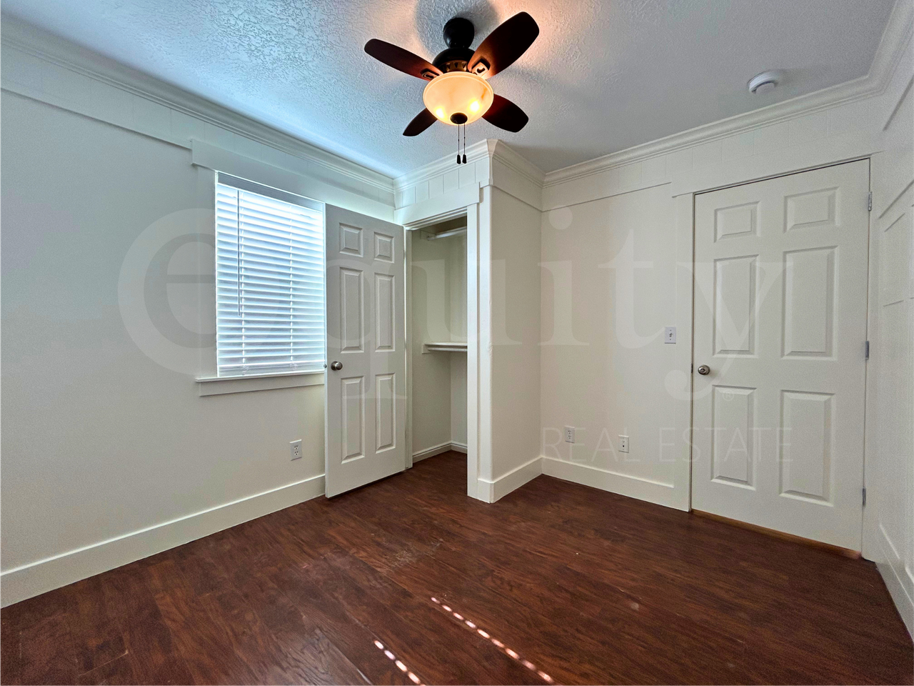 8045 N Plum Creek Dr #4 - Photo 3 of 33