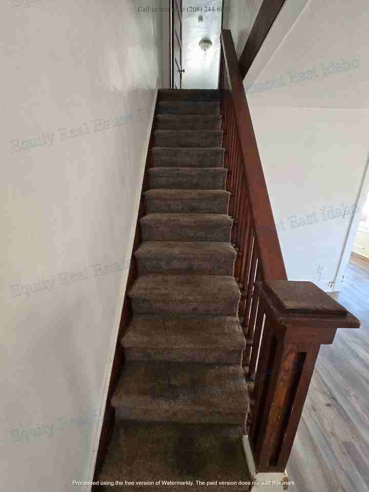 921 W Clark St #1 - Photo 6 of 40
