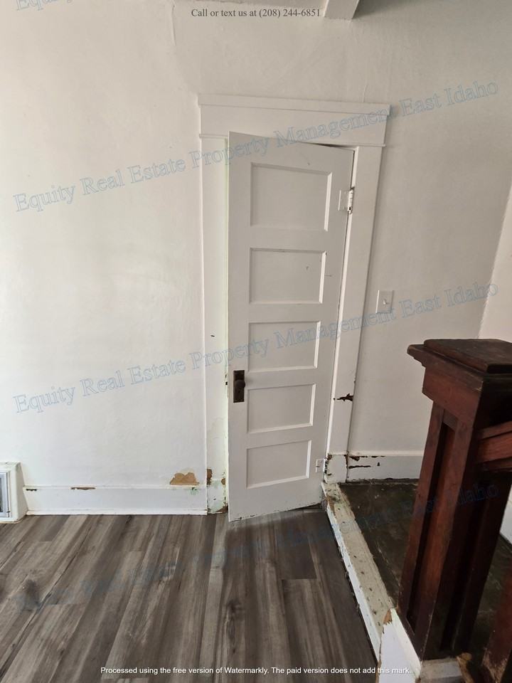 921 W Clark St #1 - Photo 6 of 40