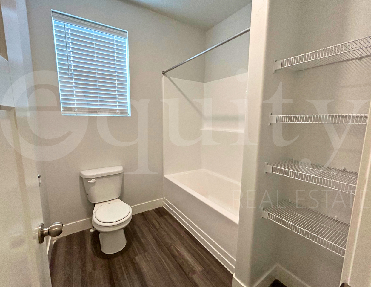 3668 Wn - Photo 2 of 24
