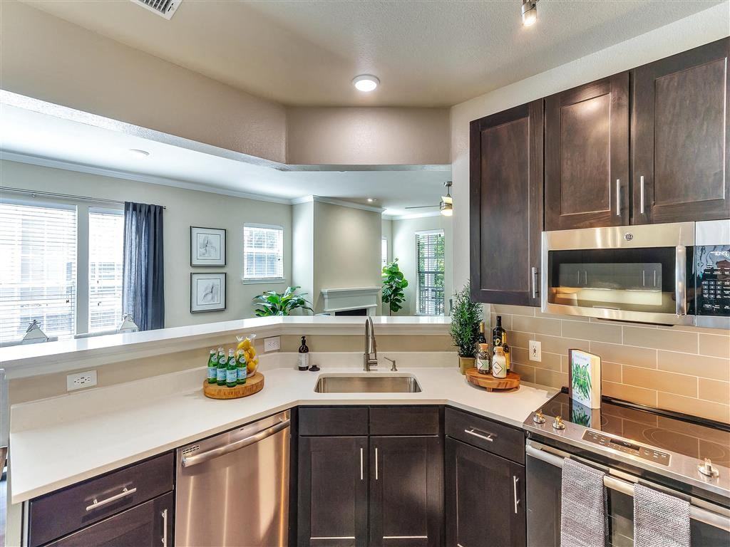 The Caruth Premier Townhome Apartments - Photo 2 of 36