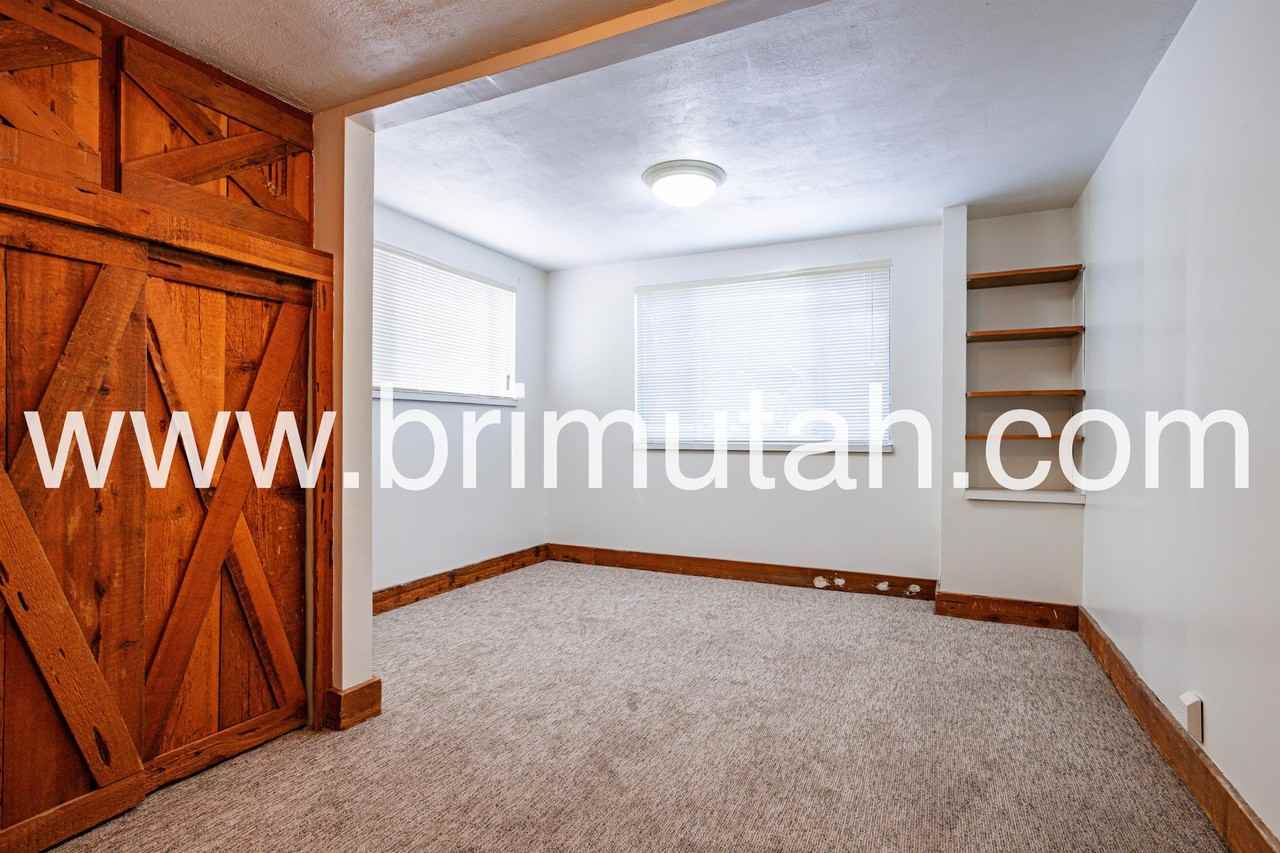 3665 S St #3665 - Photo 4 of 26