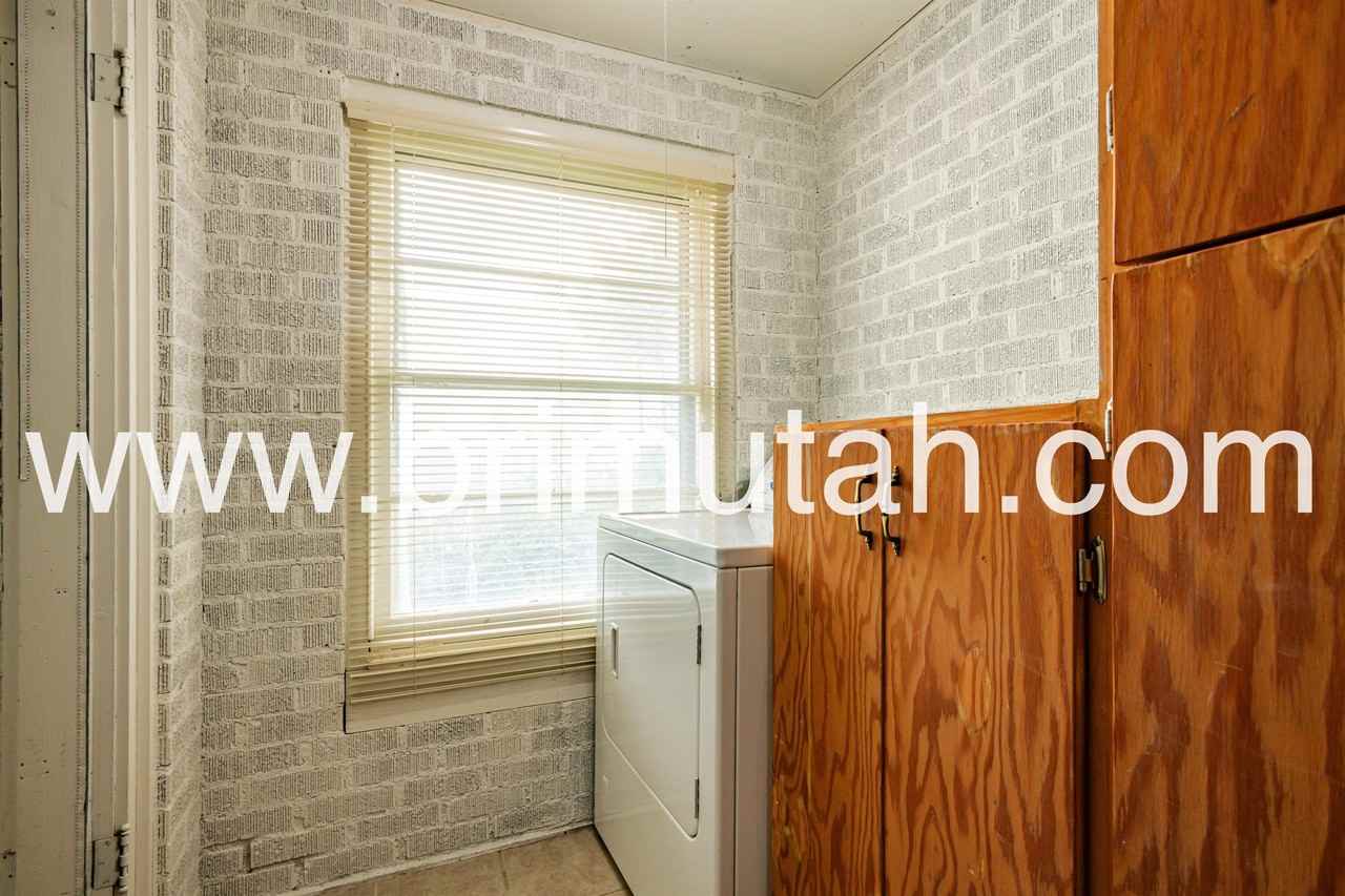 3665 S St #3665 - Photo 3 of 26