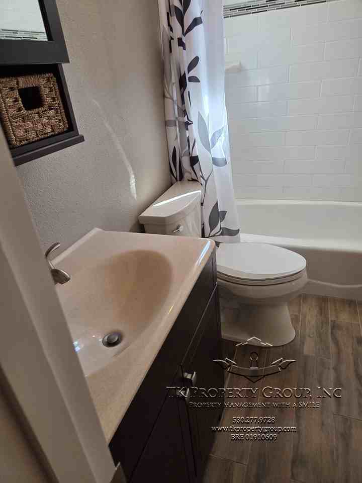 18449 Shasta Dam Way - Photo 6 of 17