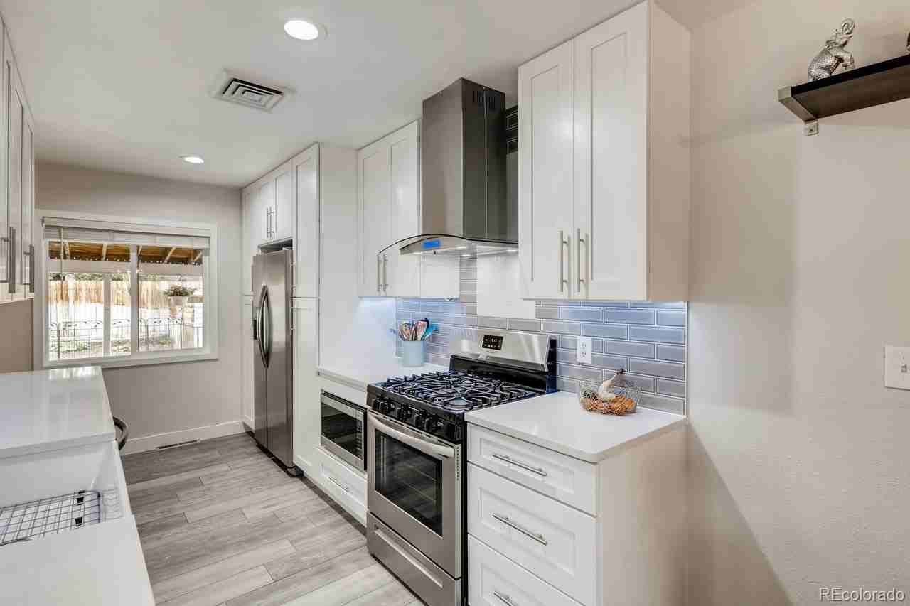 2465 S Osceola St - Photo 7 of 30