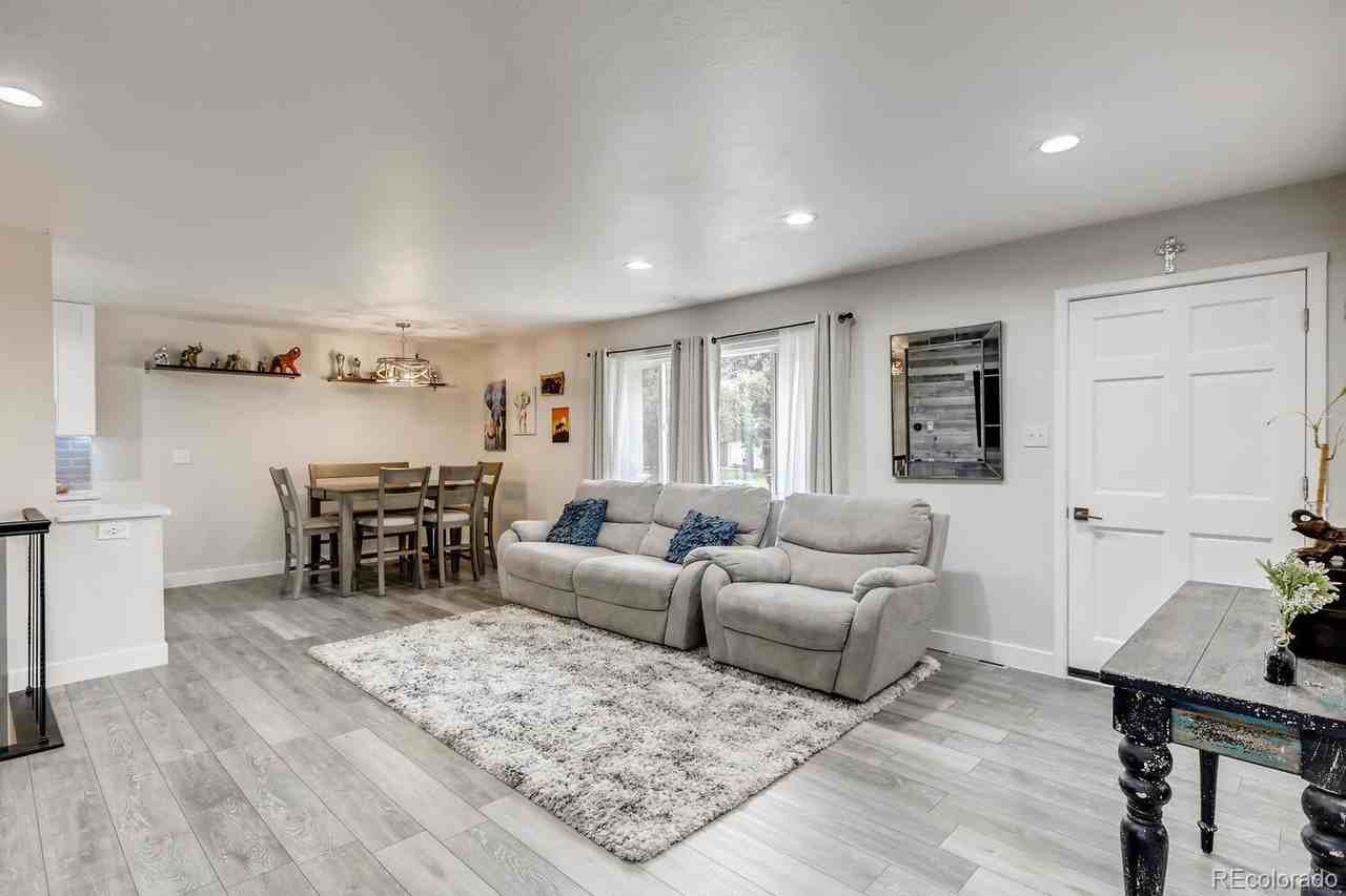 2465 S Osceola St - Photo 6 of 30