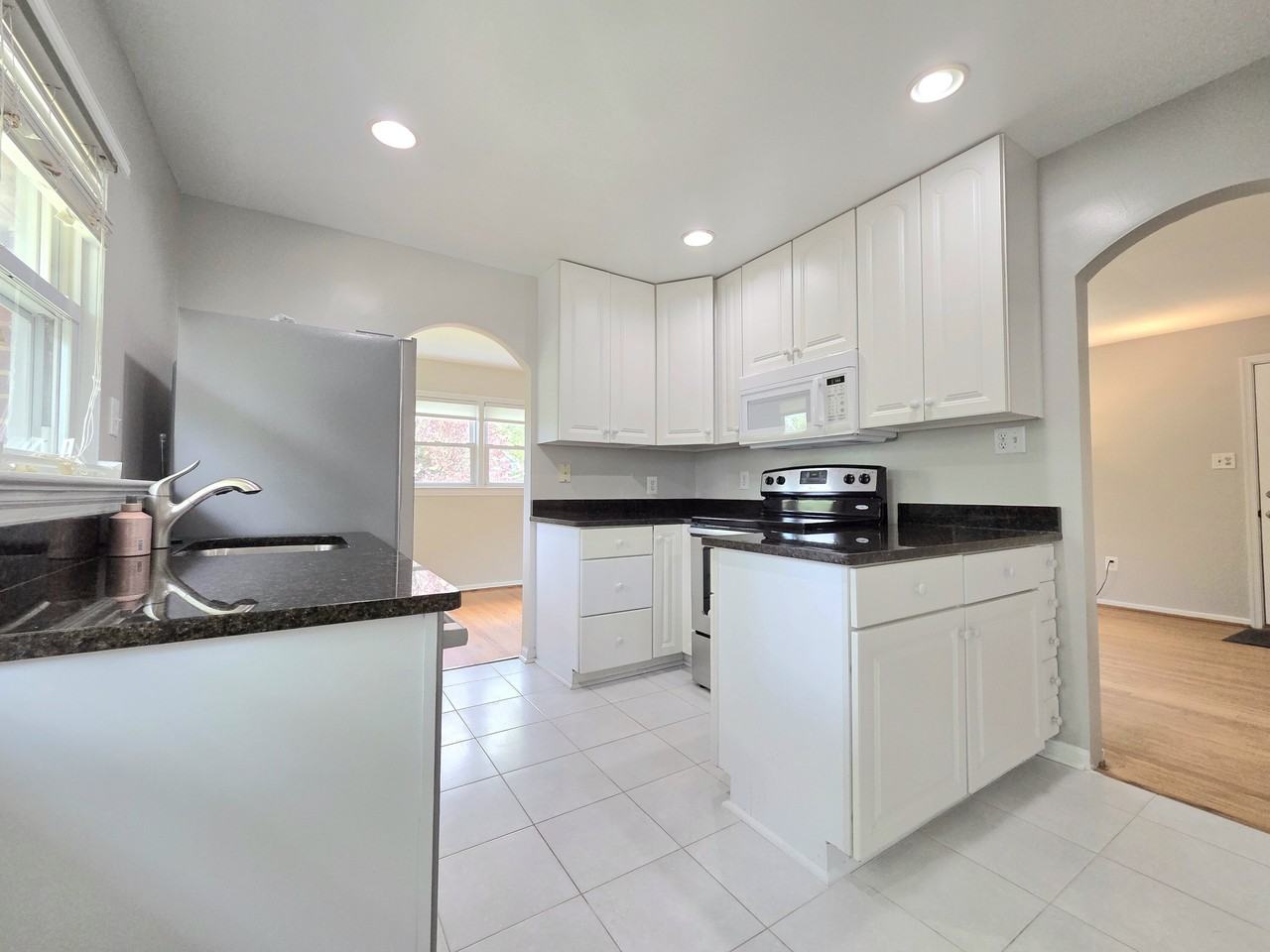 7020 Quander Rd - Photo 5 of 18